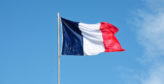 Bandeira francesa, patriotismo e apostilas de francês em PDF